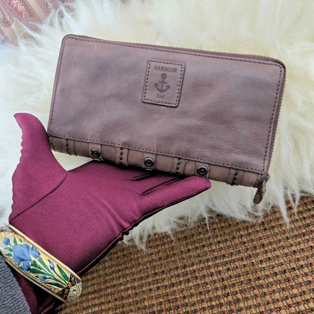 Harbour 2nd Soft Leather Zip-Around Wallet Distressed Studded Embellished, NICE! - Picture 2 of 16